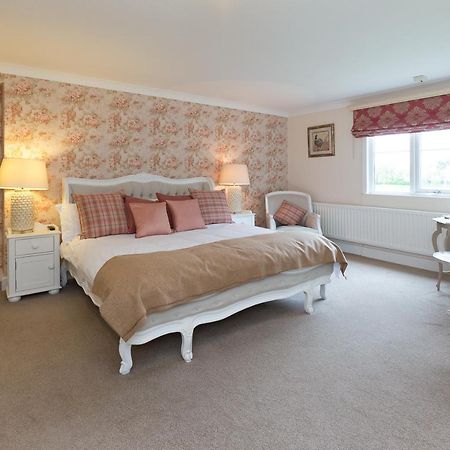 Whitethorn Bed And Breakfast Congleton Bagian luar foto