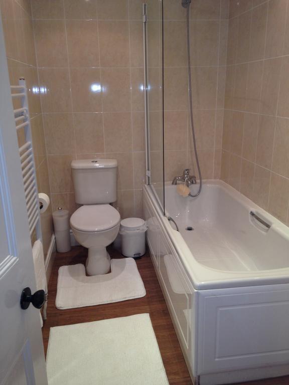 Whitethorn Bed And Breakfast Congleton Bagian luar foto