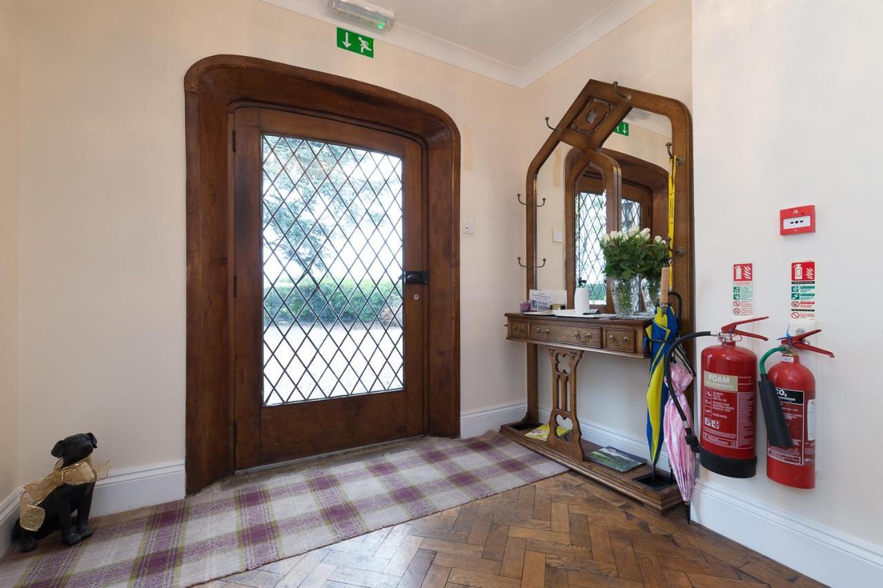 Whitethorn Bed And Breakfast Congleton Bagian luar foto